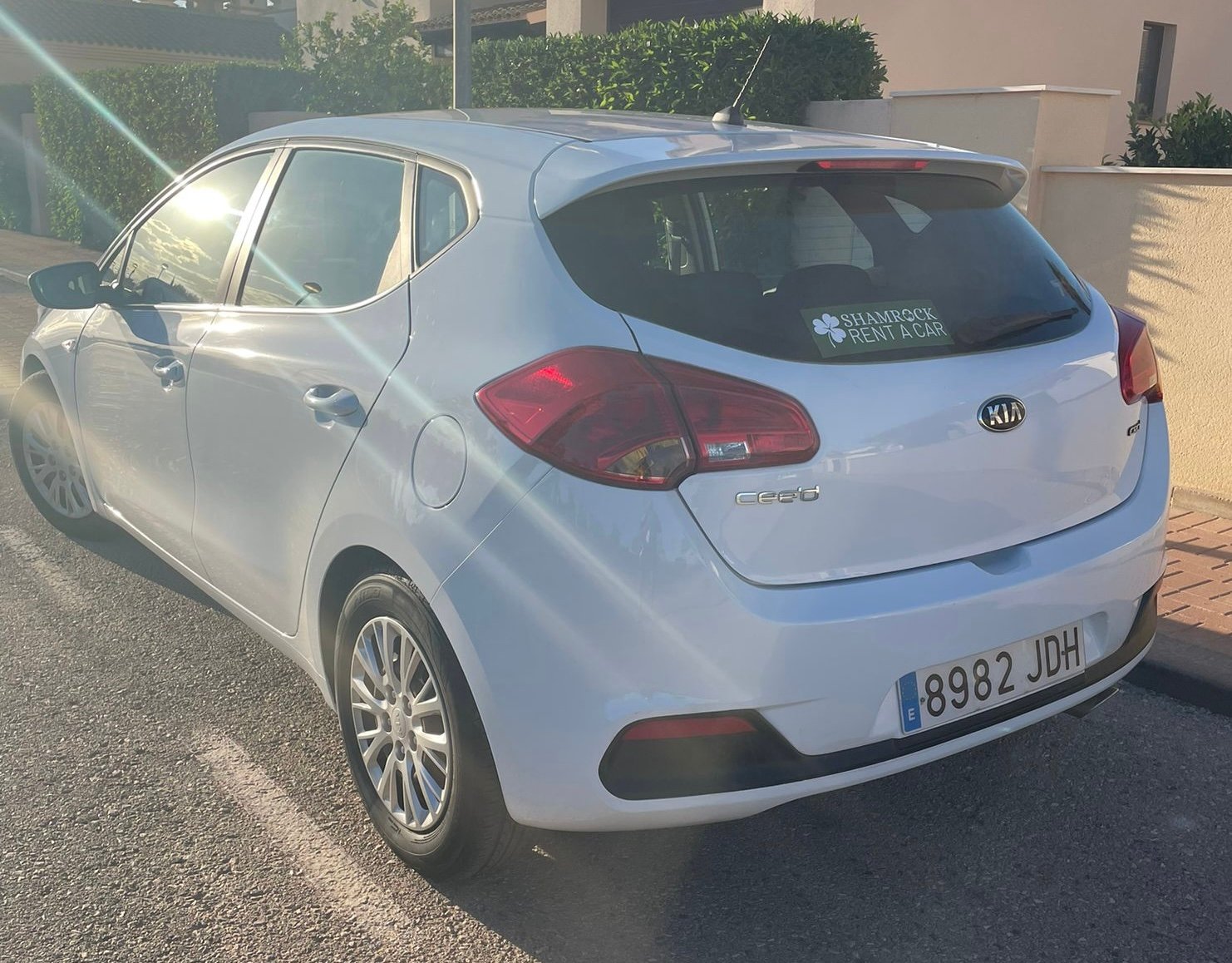 Kia Ceed. 5 Seat. 5 D. Man. (JDH)
