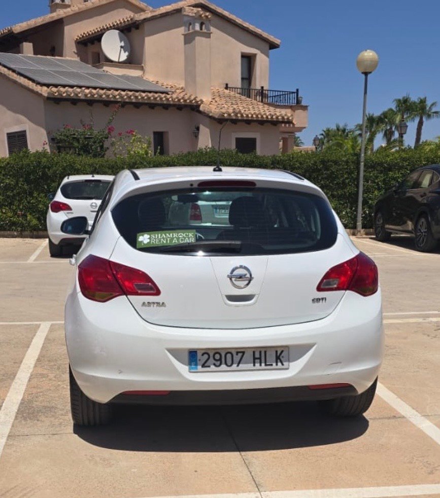 Opel Astra. 5 Seat. 5 D. Man. (HLK)